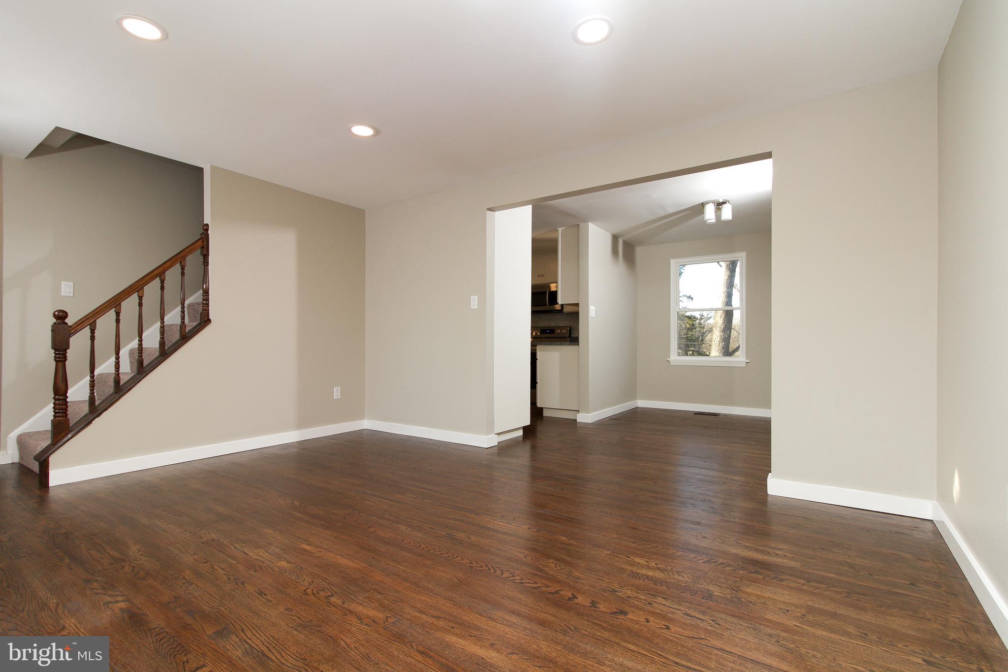 17629 Collier Circle Poolesville, MD 20837 - Photo 8 of 43 Gallery Image 8