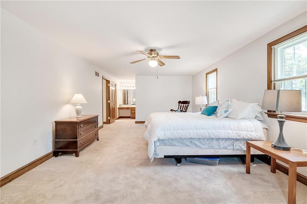 201 Constance Drive McKees Rocks, PA 15136 - Photo 17 of 25 Gallery Image 17