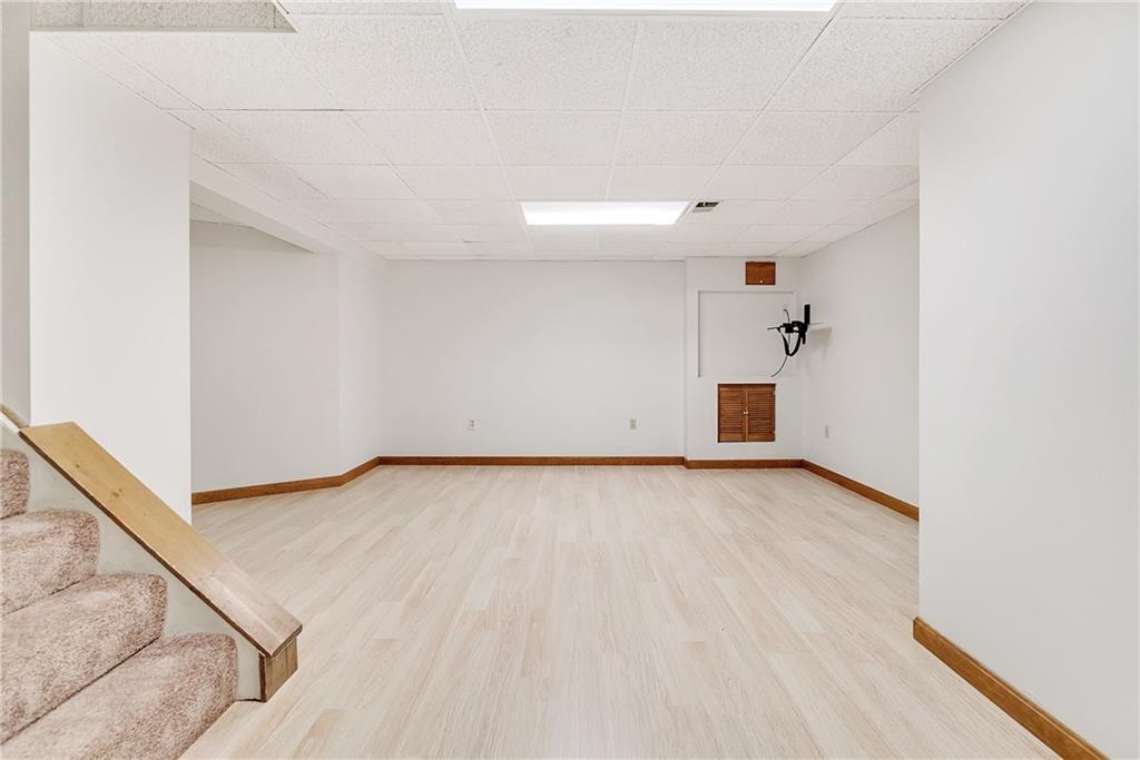 201 Constance Drive McKees Rocks, PA 15136 - Photo 21 of 25 Gallery Image 21