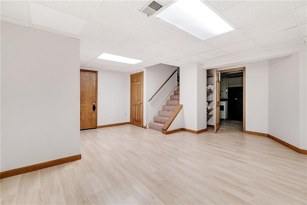 201 Constance Drive McKees Rocks, PA 15136 - Photo 22 of 25 Gallery Image 22