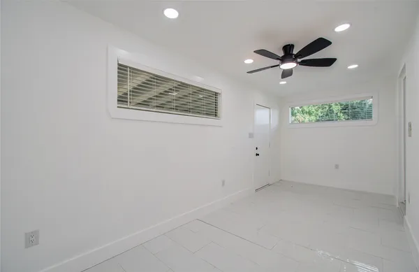 $1,800 | 7530 Park Pl Boulevard, Houston, TX 77087