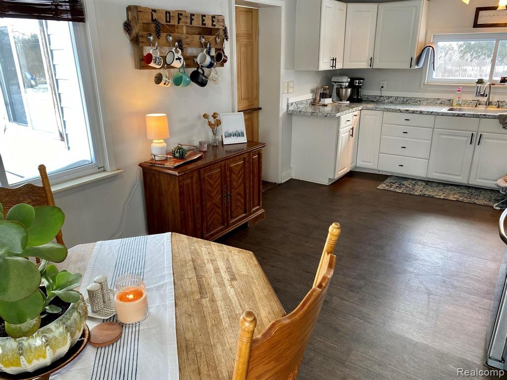 1826 Hadley Road Lapeer, MI 48446 - Photo 23 of 35