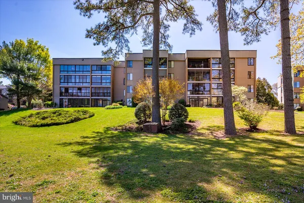 $289,000 | 227 Canal Park Drive, Unit 301, Salisbury, MD 21804