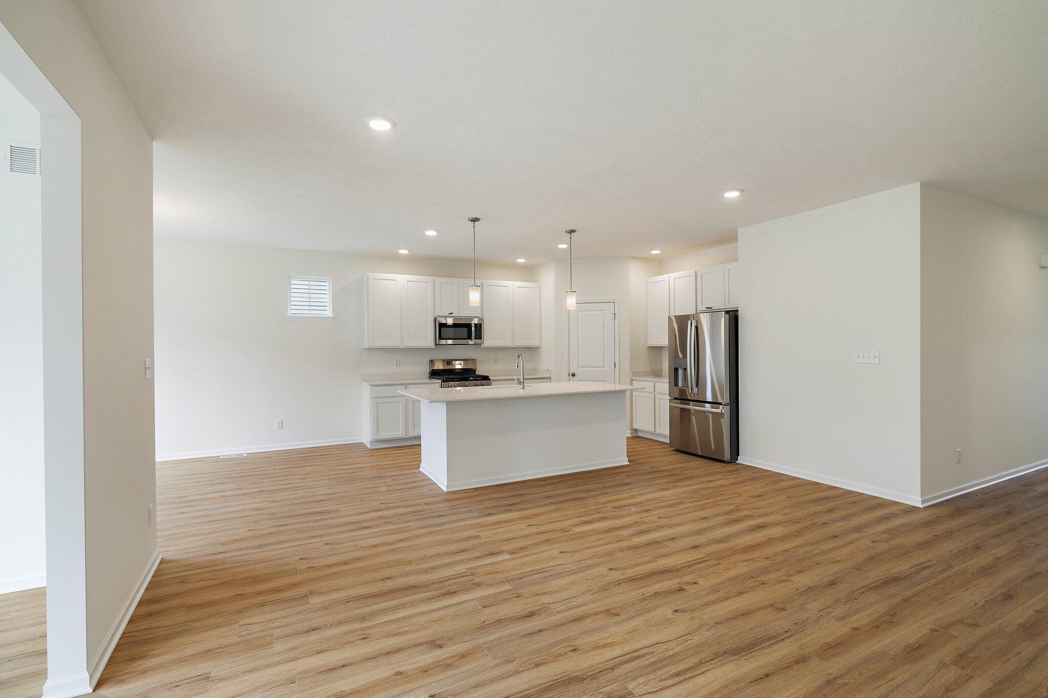 4153 Riverwood Road Valparaiso, IN 46385 - Photo 12 of 26 2048x1365