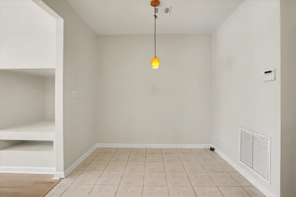 $1,600 | 2014 Midyette Road, Unit 303, Tallahassee, FL 32301