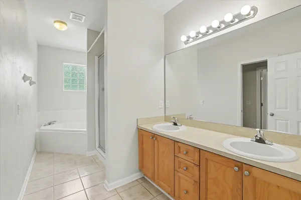 $1,600 | 2014 Midyette Road, Unit 303, Tallahassee, FL 32301