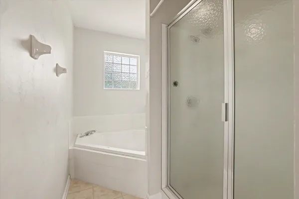 $1,600 | 2014 Midyette Road, Unit 303, Tallahassee, FL 32301