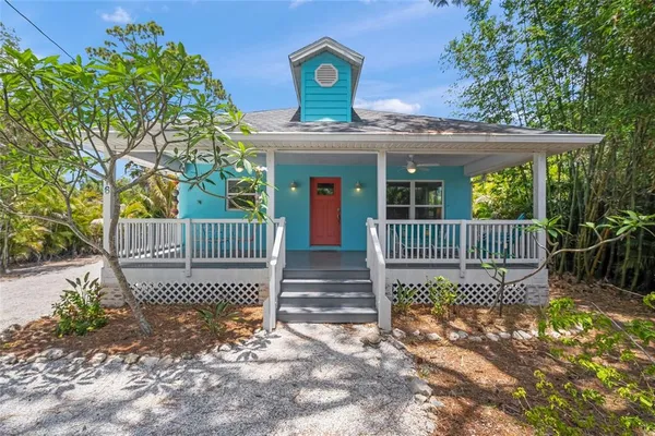 $399,999 | 116 Ave La Palma, Nokomis, FL 34275
