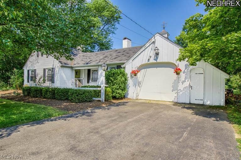 10179 Johnnycake Ridge Road Painesville, OH 44077 - Photo 1 of 24