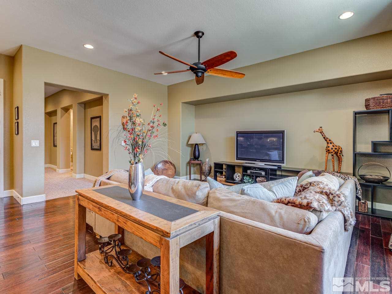 11430 Cervino Drive Reno, NV 89521 - Photo 4 of 25 Photo 4