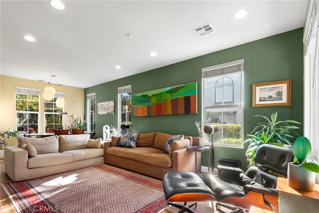 $879,999 | 36 Amesbury Court, Ladera Ranch, CA 92694