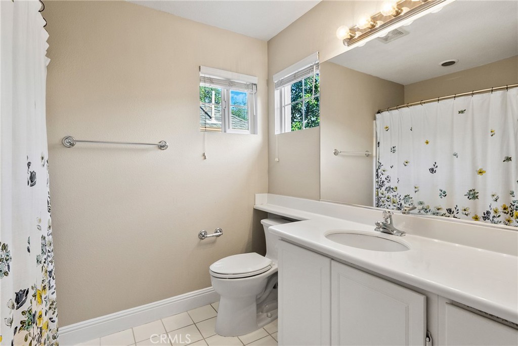 36 Amesbury Court Ladera Ranch, CA 92694 - Photo 23 of 44