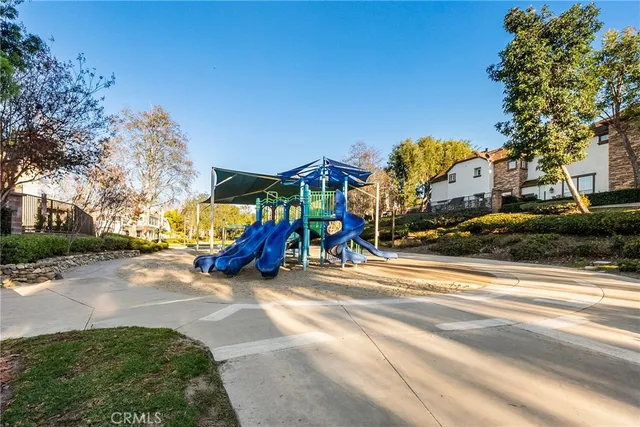 $879,999 | 36 Amesbury Court, Ladera Ranch, CA 92694
