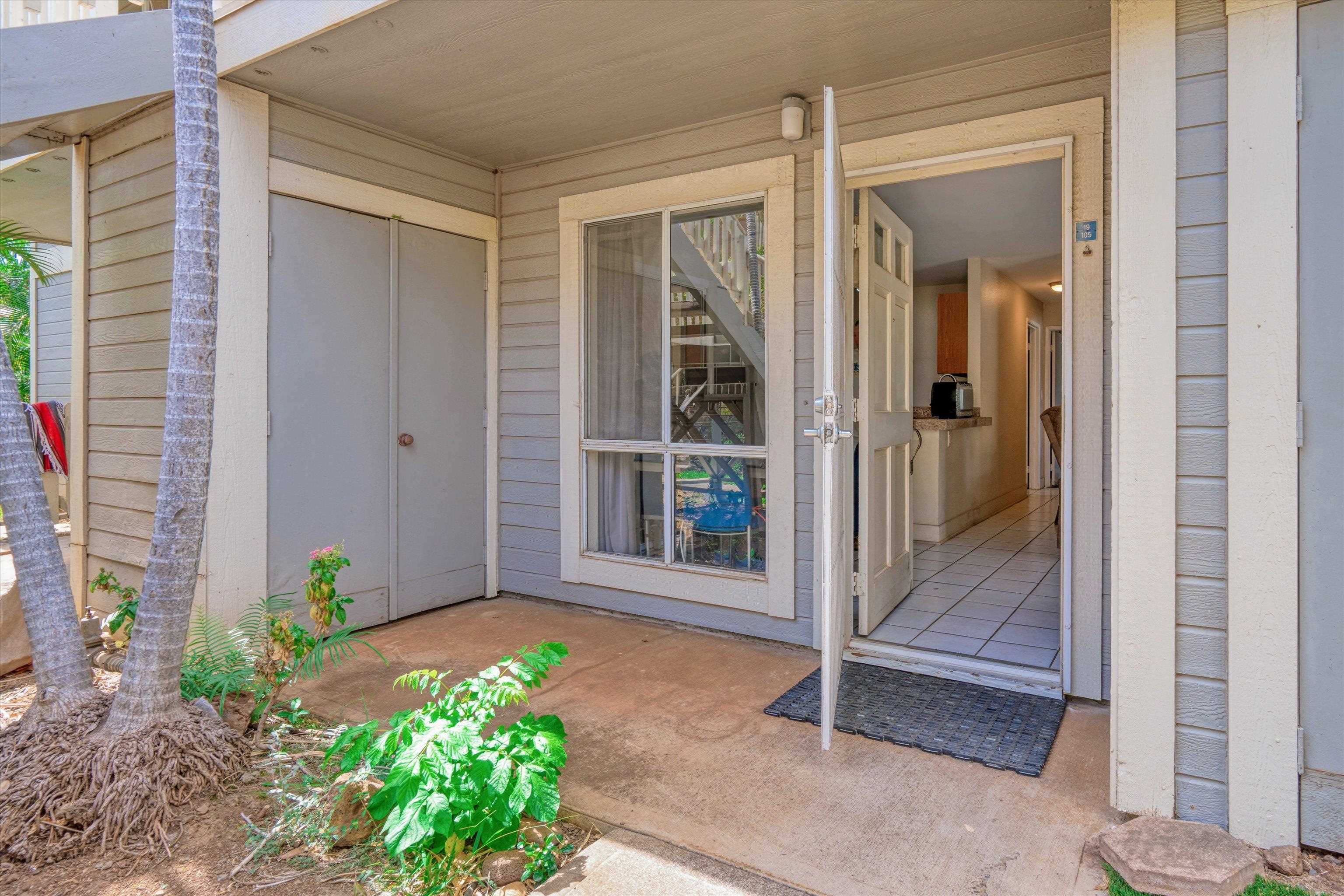 140 Uwapo Road, Unit 19105 Kihei, HI 96753 - Photo 26 of 42 a view of front door of house