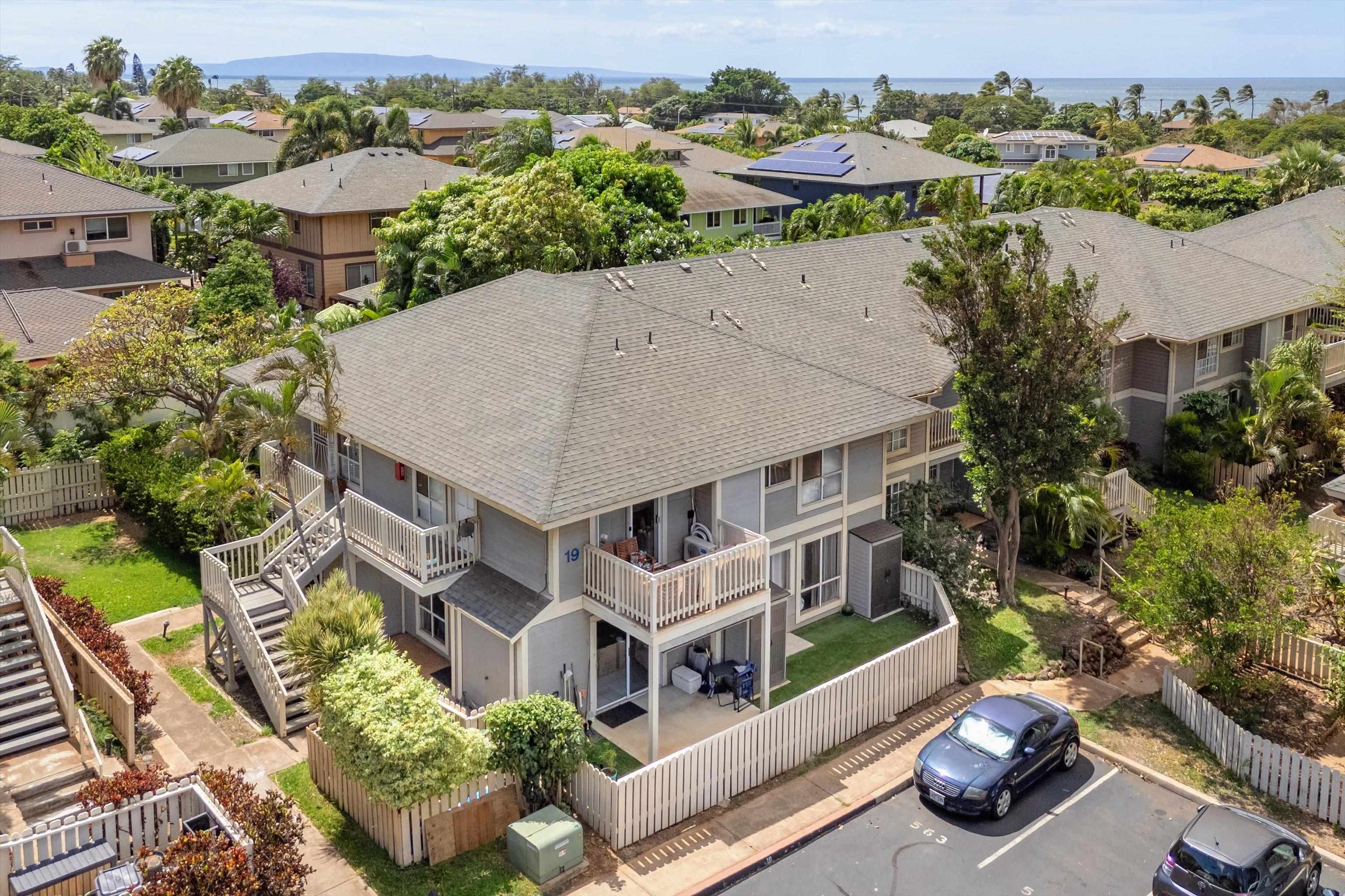 140 Uwapo Road, Unit 19105 Kihei, HI 96753 - Photo 29 of 42 an aerial view of a house with a garden