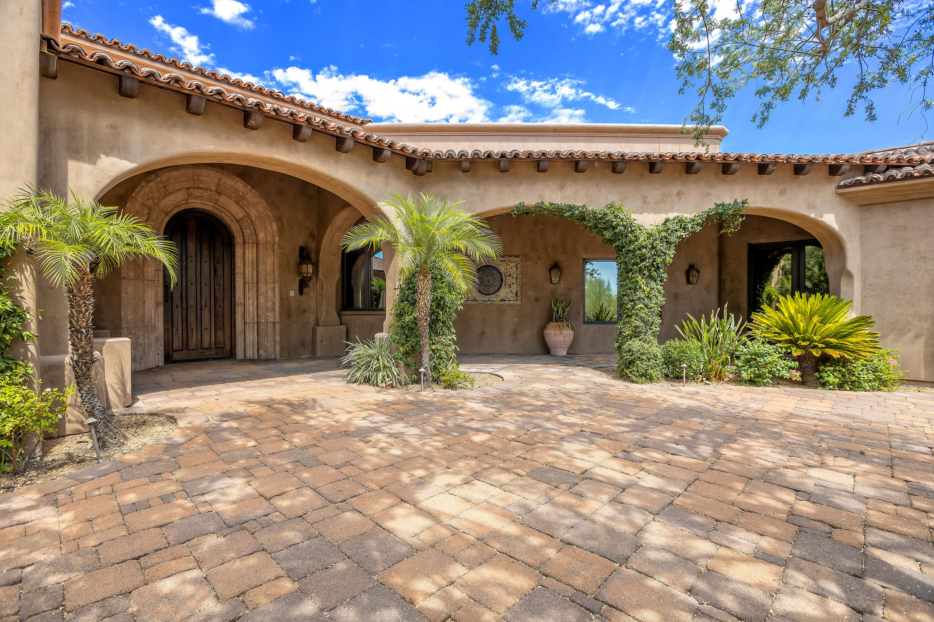 10040 East Happy Valley Road, Unit 787 Scottsdale, AZ 85255 - Photo 11 of 53 Circular drive