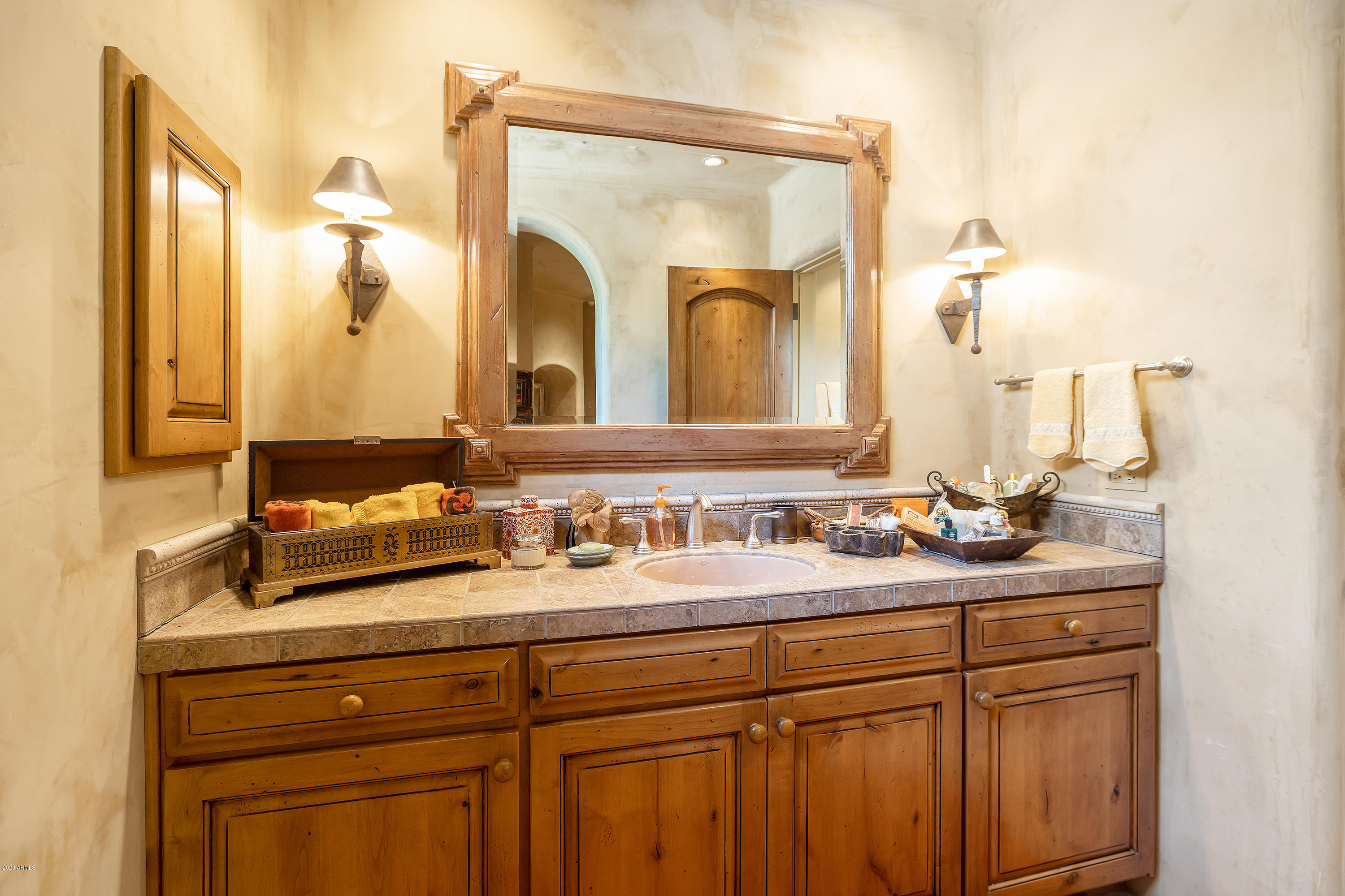 10040 East Happy Valley Road, Unit 787 Scottsdale, AZ 85255 - Photo 40 of 53 Casita bath