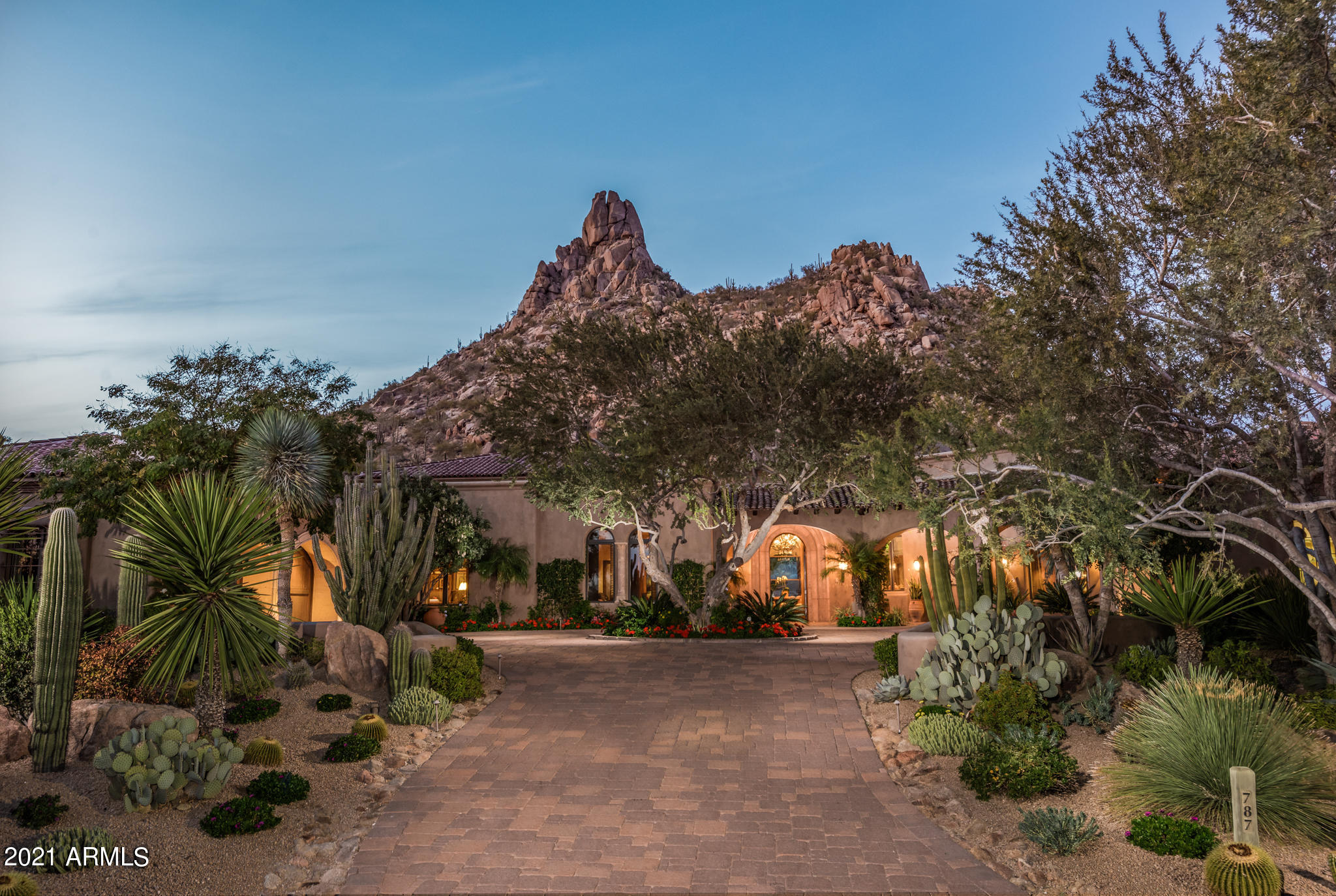 10040 East Happy Valley Road, Unit 787 Scottsdale, AZ 85255 - Photo 53 of 53 Circular Drive Evening