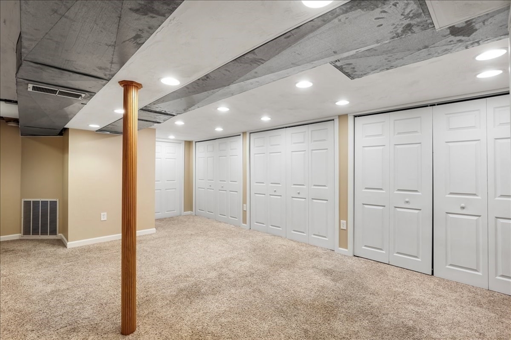 21 Gale Road Weymouth, MA 02188 - Photo 26 of 39