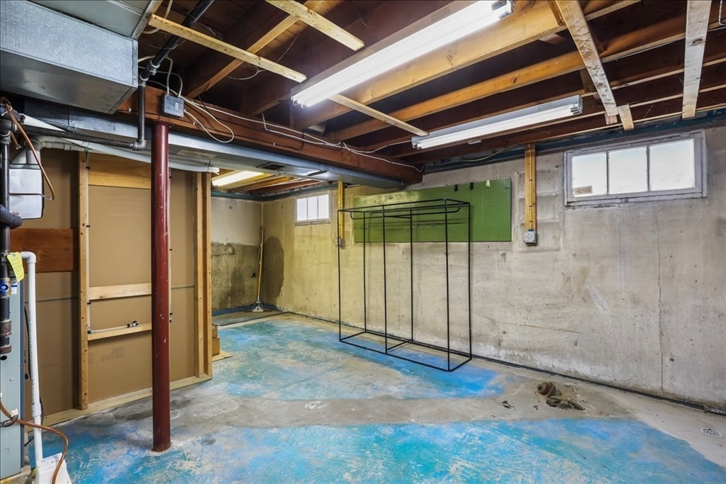 21 Gale Road Weymouth, MA 02188 - Photo 28 of 39