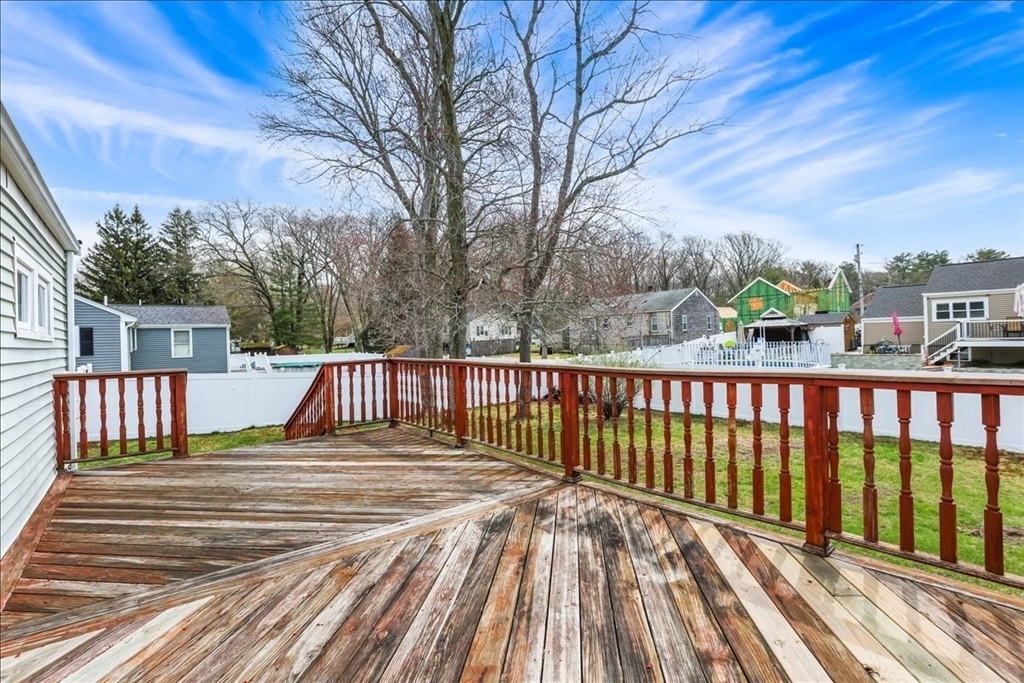 21 Gale Road Weymouth, MA 02188 - Photo 35 of 39