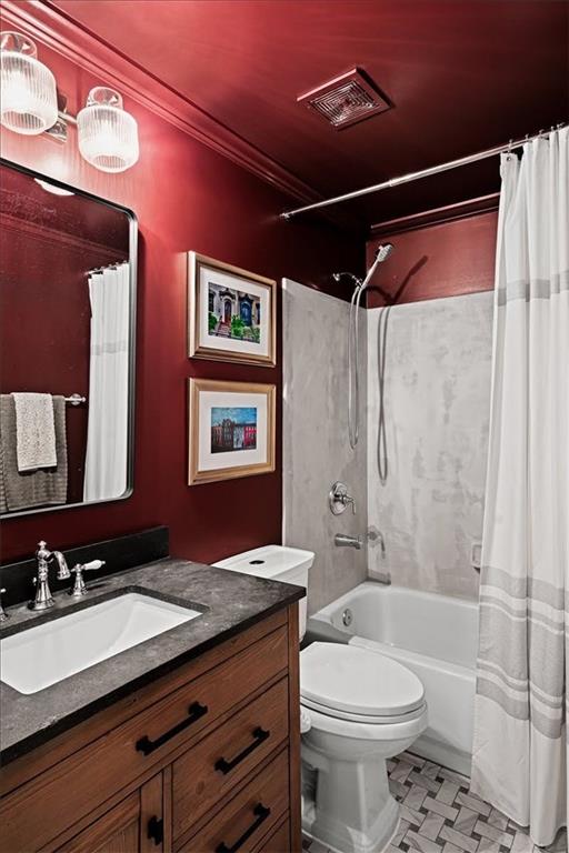 5800 Oakdale Road Southeast, Unit 150 Mableton, GA 30126 - Photo 26 of 36 a bathroom with a granite countertop sink toilet and shower