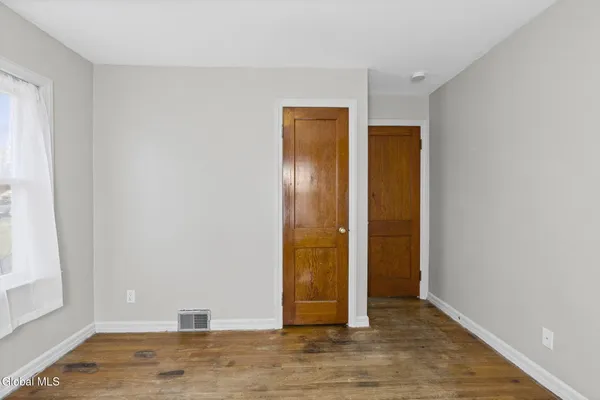 $199,900 | 1815 Curry Road, Rotterdam, NY 12306