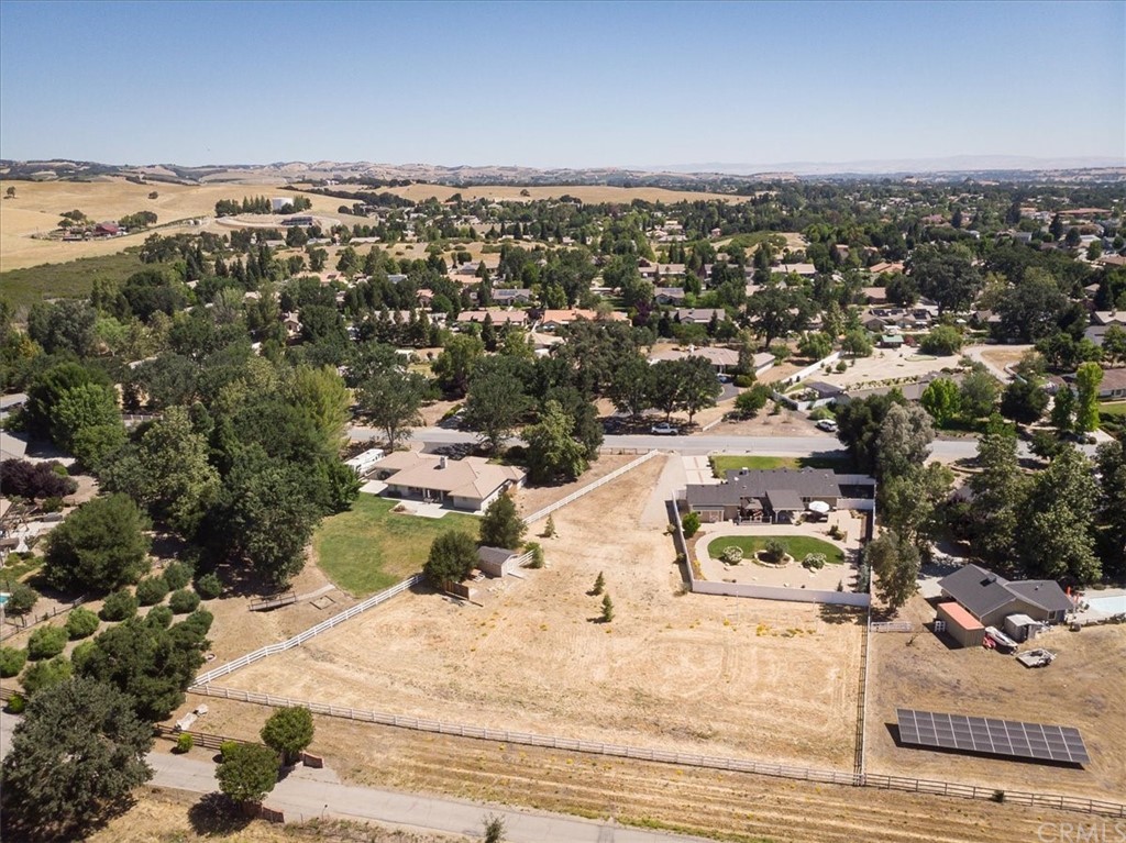 1585 Donelson Place Templeton, CA 93465 - Photo 34 of 37 an aerial view of residential houses with city view