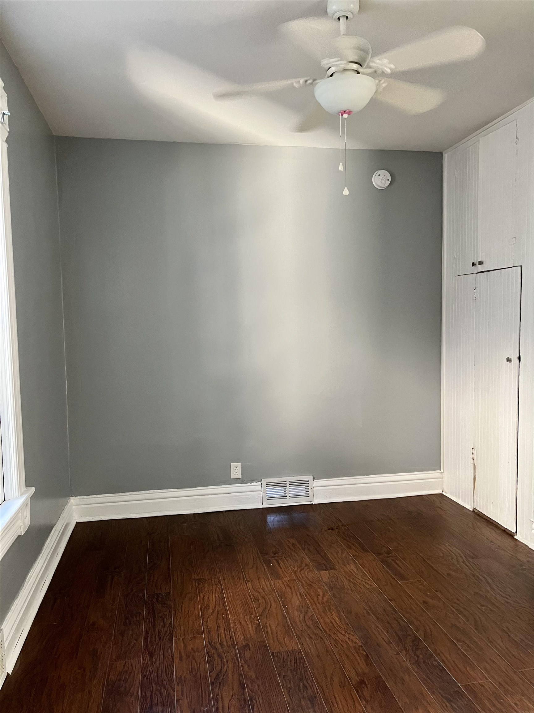 417 9th Street Rockford, IL 61104 - Photo 3 of 11 wooden floor in an empty room