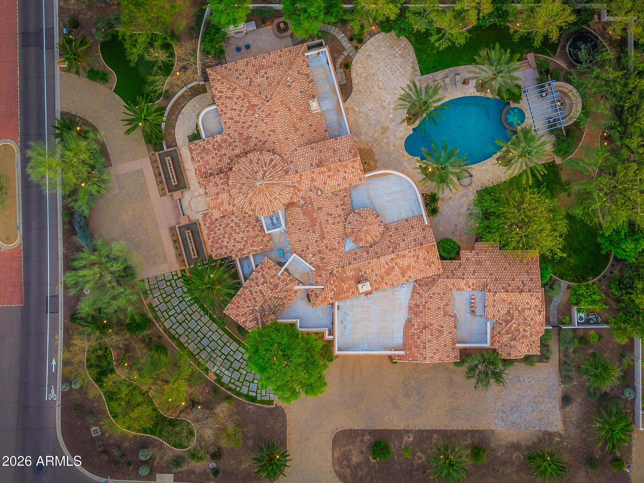 5401 East Mockingbird Lane Paradise Valley, AZ 85253 - Photo 49 of 62 50property overview_twilight