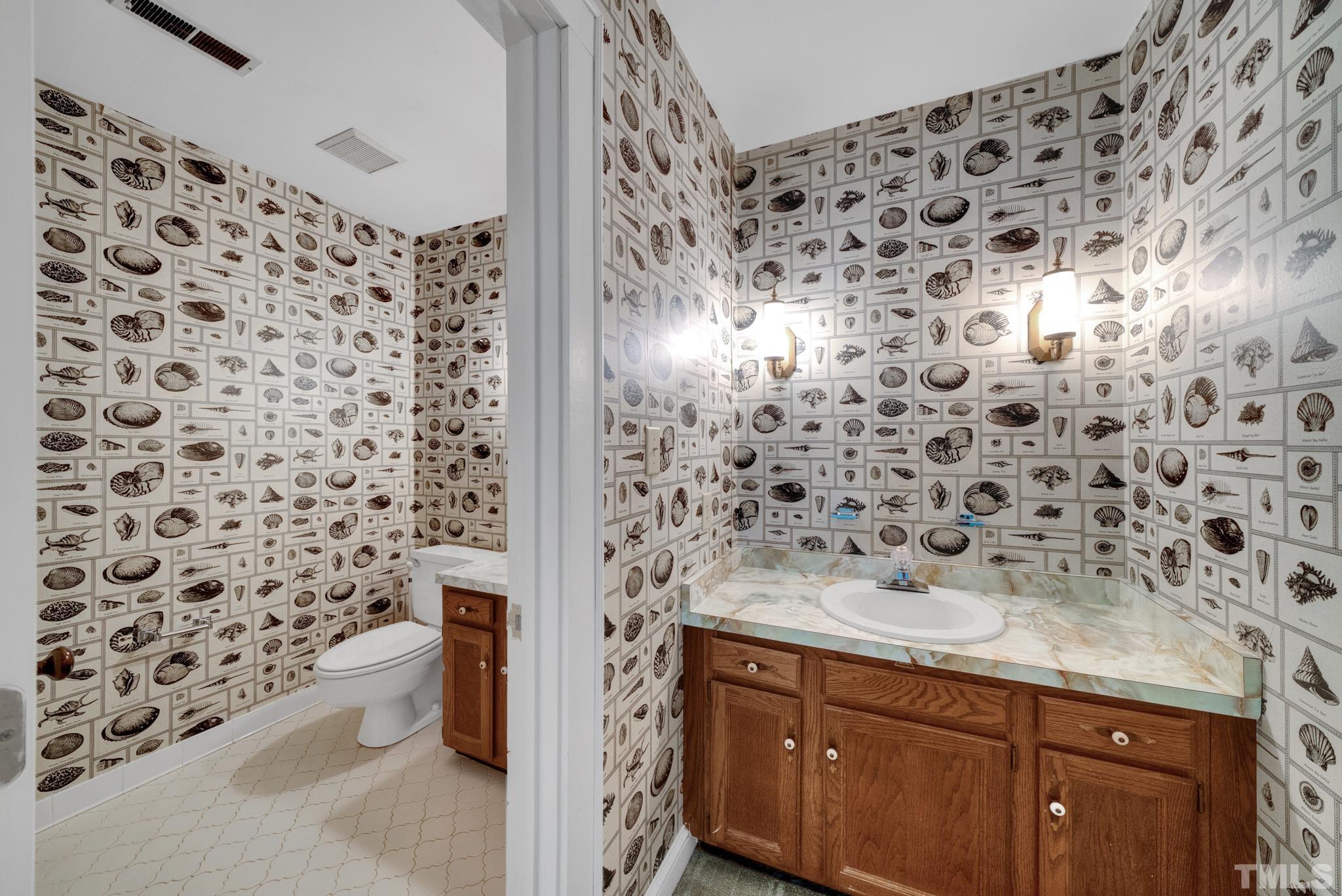 12104 Strickland Road Raleigh, NC 27613 - Photo 20 of 35