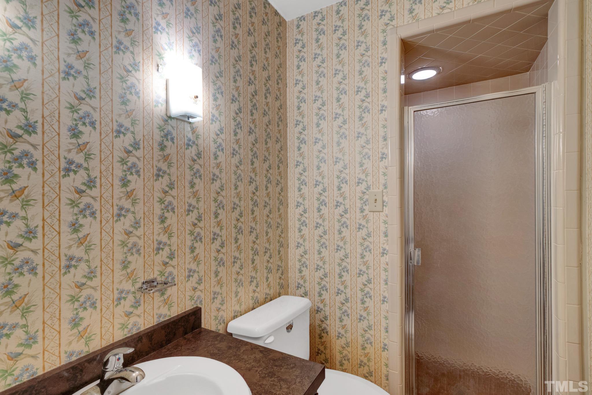 12104 Strickland Road Raleigh, NC 27613 - Photo 27 of 35