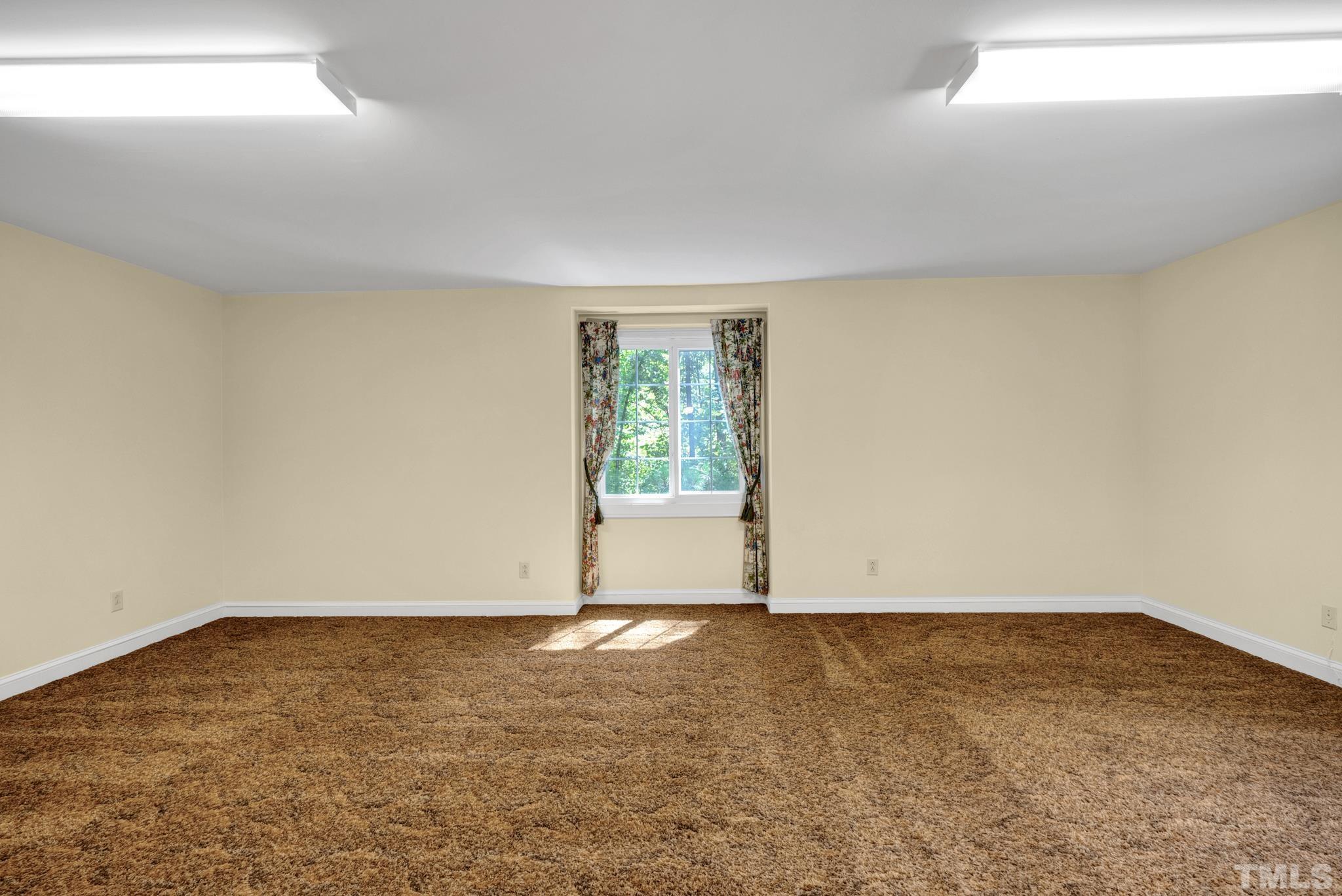 12104 Strickland Road Raleigh, NC 27613 - Photo 28 of 35