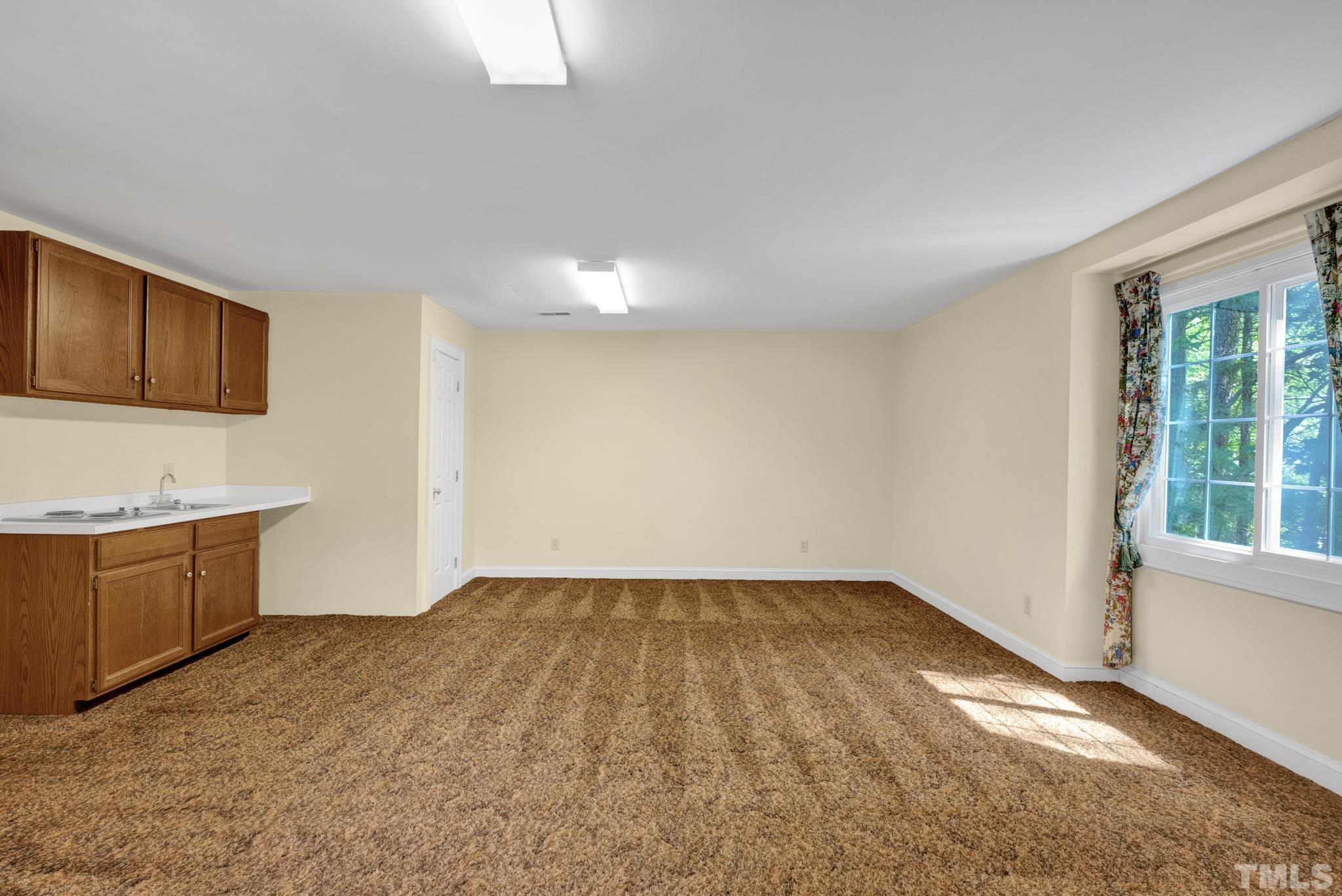 12104 Strickland Road Raleigh, NC 27613 - Photo 29 of 35