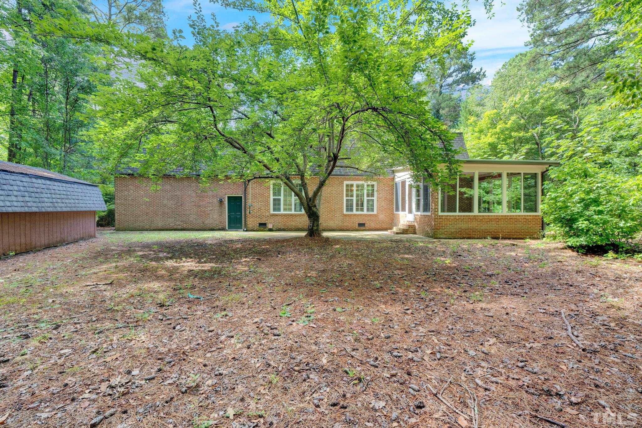12104 Strickland Road Raleigh, NC 27613 - Photo 33 of 35