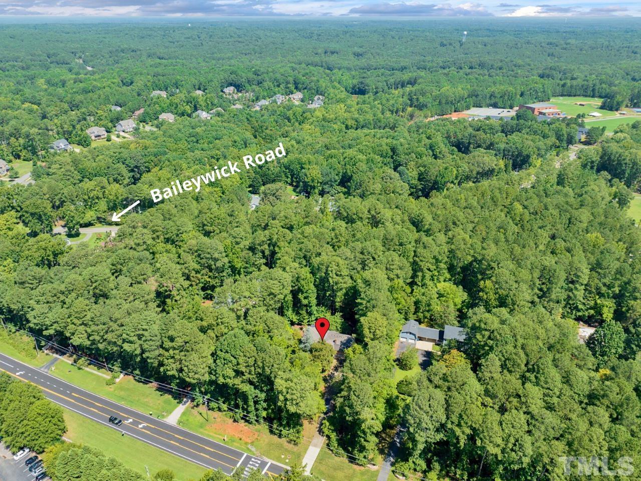 12104 Strickland Road Raleigh, NC 27613 - Photo 4 of 35