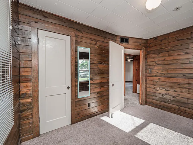 $91,900 | 1112 East 4th Street, Mount Vernon, IN 47620