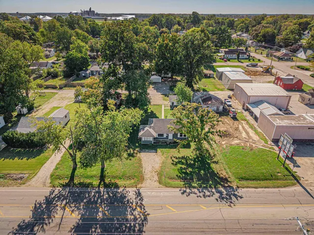 $91,900 | 1112 East 4th Street, Mount Vernon, IN 47620