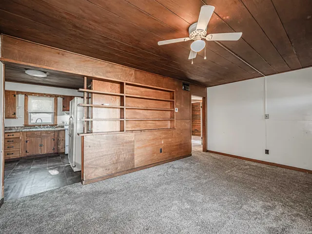 $91,900 | 1112 East 4th Street, Mount Vernon, IN 47620