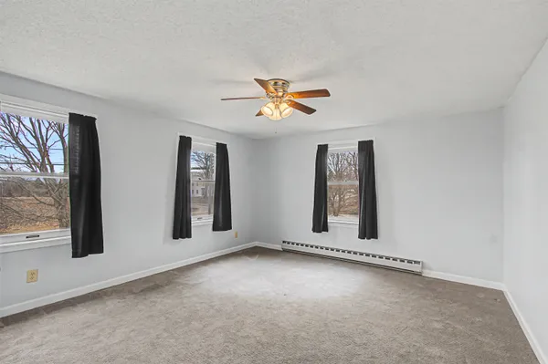 $585,000 | 220 South Street, South Hero, VT 05486