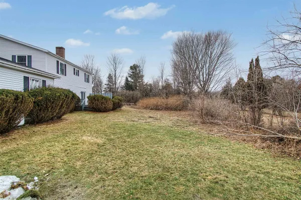 $585,000 | 220 South Street, South Hero, VT 05486