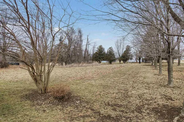 $585,000 | 220 South Street, South Hero, VT 05486