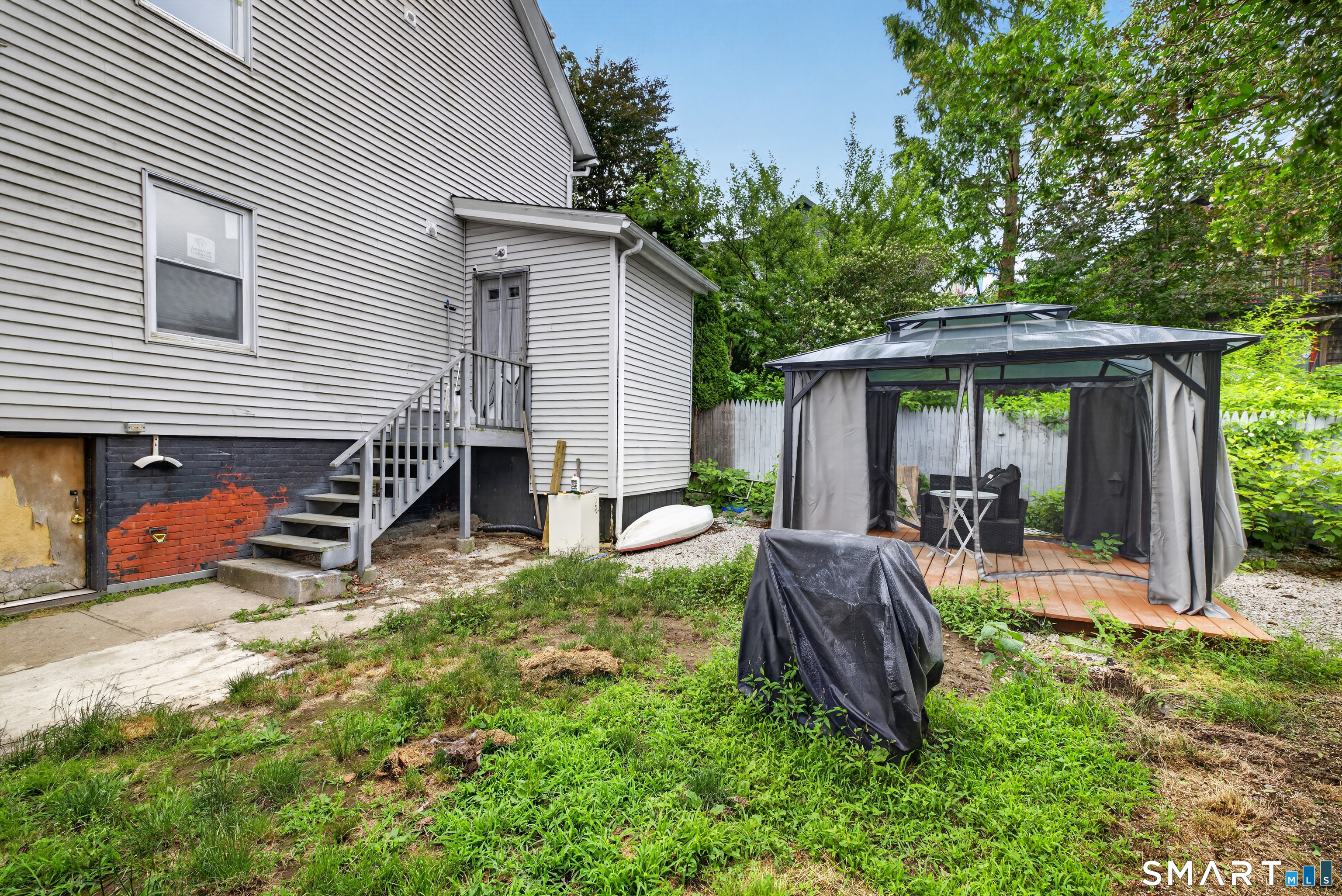 5 Manwaring Street New London, CT 06320 - Photo 5 of 29