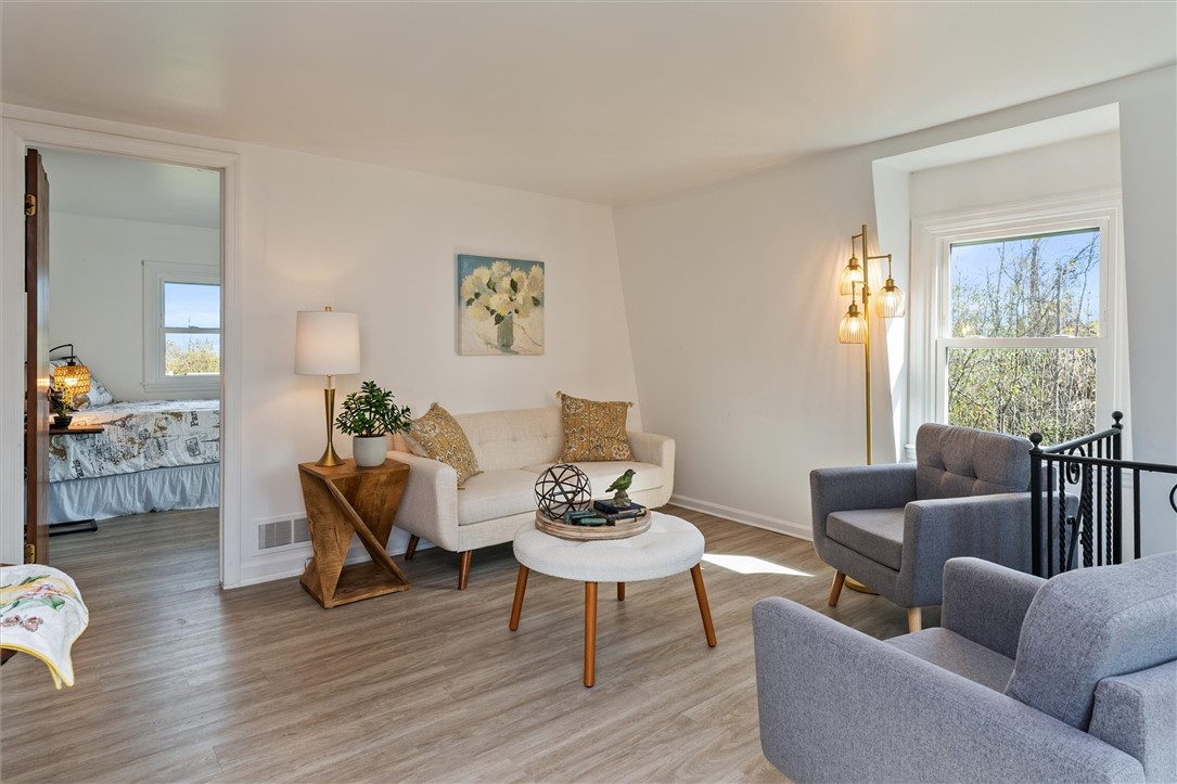 1728 Clarkson Parma Townline Road Parma, NY 14420 - Photo 40 of 50 in-law apartment living area