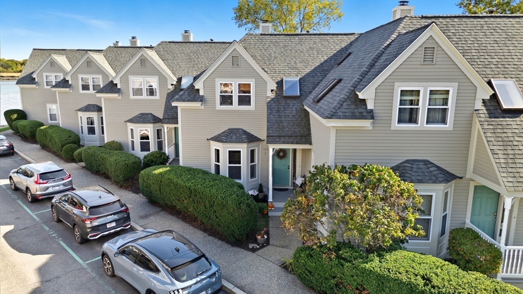 169 Walnut Street, Unit 2 Boston, MA 02122 - Photo 39 of 42