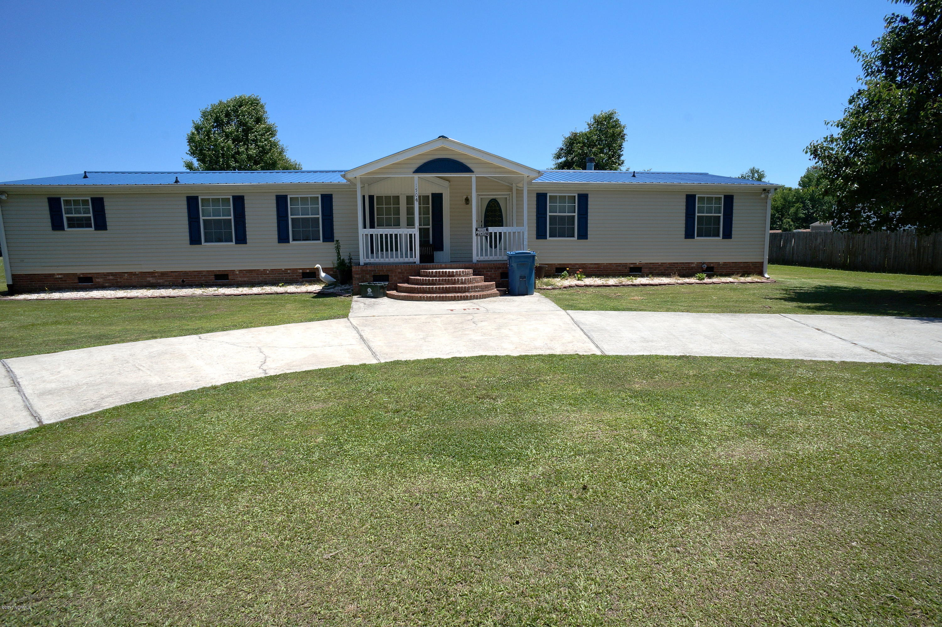 1504 Antioch Road New Bern, NC 28560 - Photo 1 of 41 ANTIOCH 1504 5-15-17 004