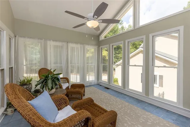 a picture of a wall with a white wall and a picture