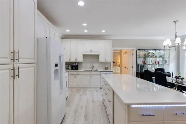 $1,995,000 | 2010 Stonehedge Road, Roswell, GA 30075