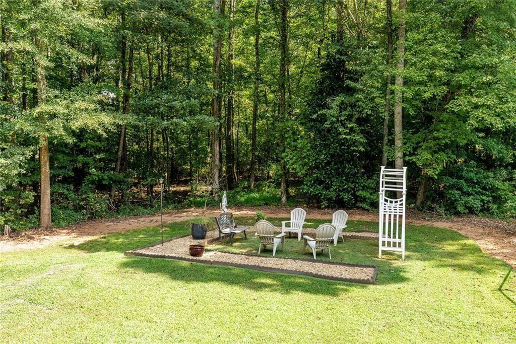 2010 Stonehedge Road Roswell, GA 30075 - Photo 72 of 86