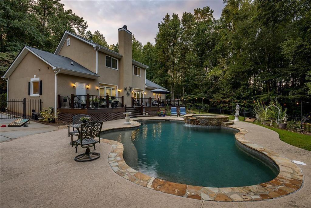 2010 Stonehedge Road Roswell, GA 30075 - Photo 80 of 86